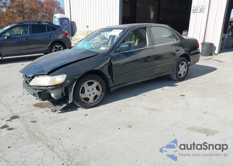 2000 Honda Accord 2.3 Ex from USA, damaged, VIN 1HGCG6676YA064972